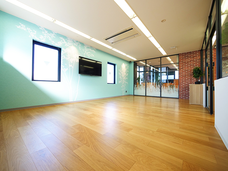 運動ルーム／遊び場や習い事に使用します。