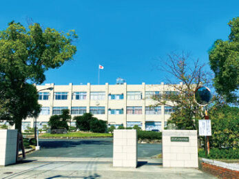 {{brizy_dc_image_alt imageSrc=