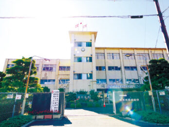 {{brizy_dc_image_alt imageSrc=